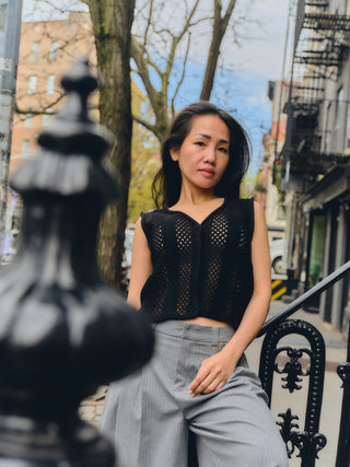 Panti Alpaca Vest — hand-crocheted alpaca vest with openwork stitch, crystal or mother-of-pearl buttons, artisan-made in Bolivia.