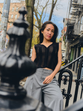 Panti Alpaca Vest — hand-crocheted alpaca vest with openwork stitch, crystal or mother-of-pearl buttons, artisan-made in Bolivia.